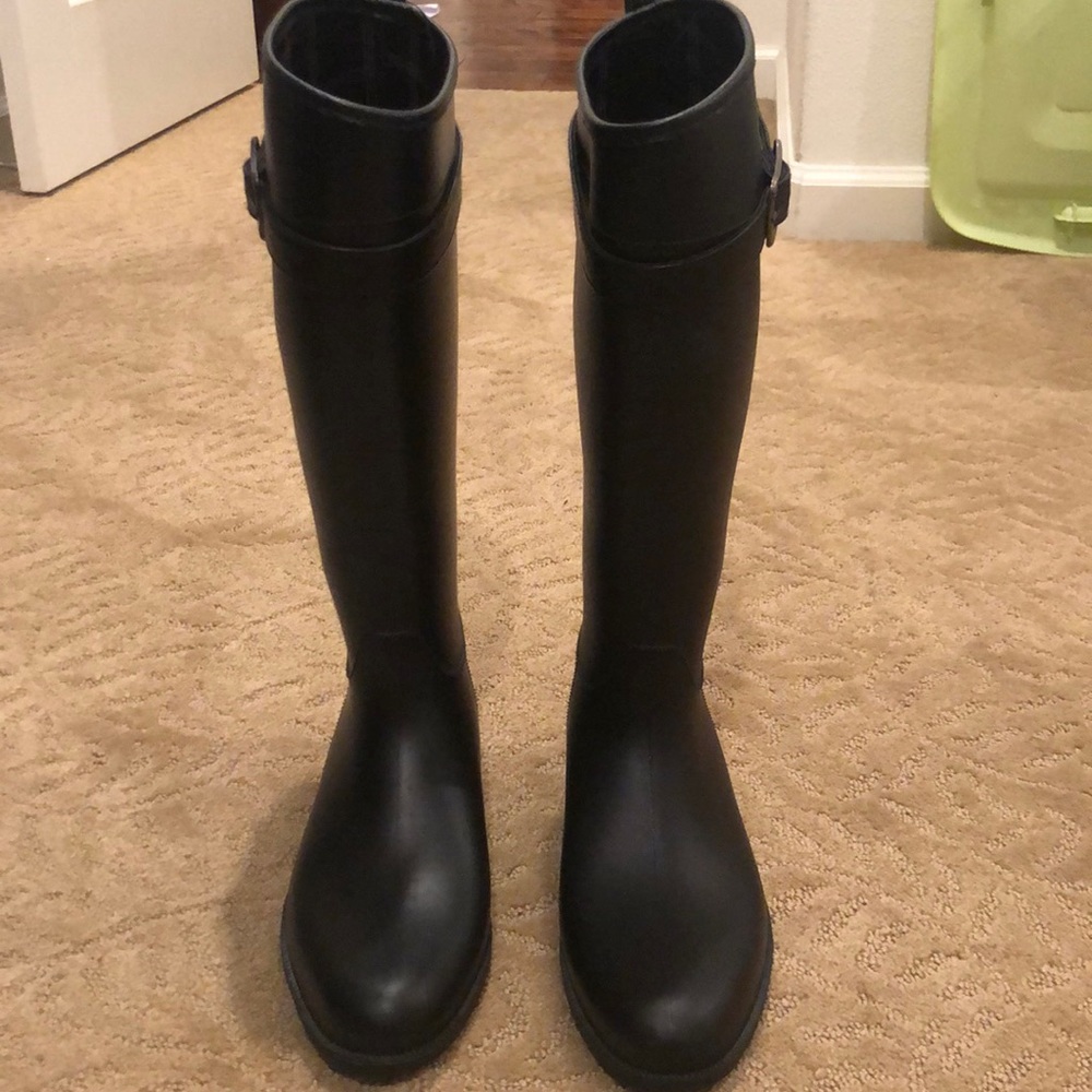 Rainboots